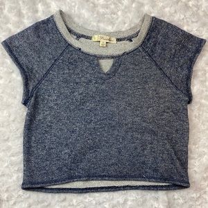 Feathers Crop Top Size Small